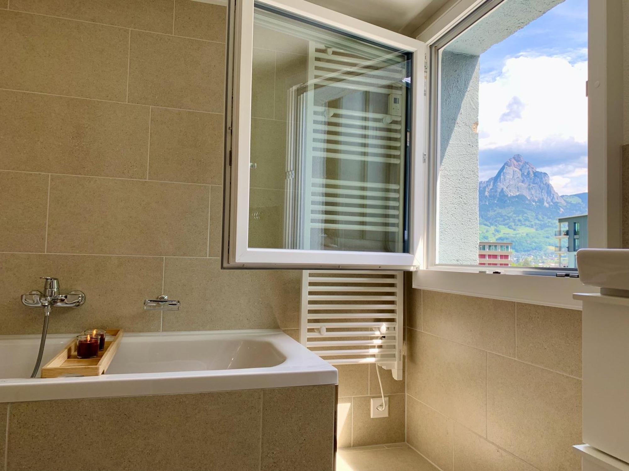 Luna O Mountainview O Pizzaoven Brunnen Exteriér fotografie